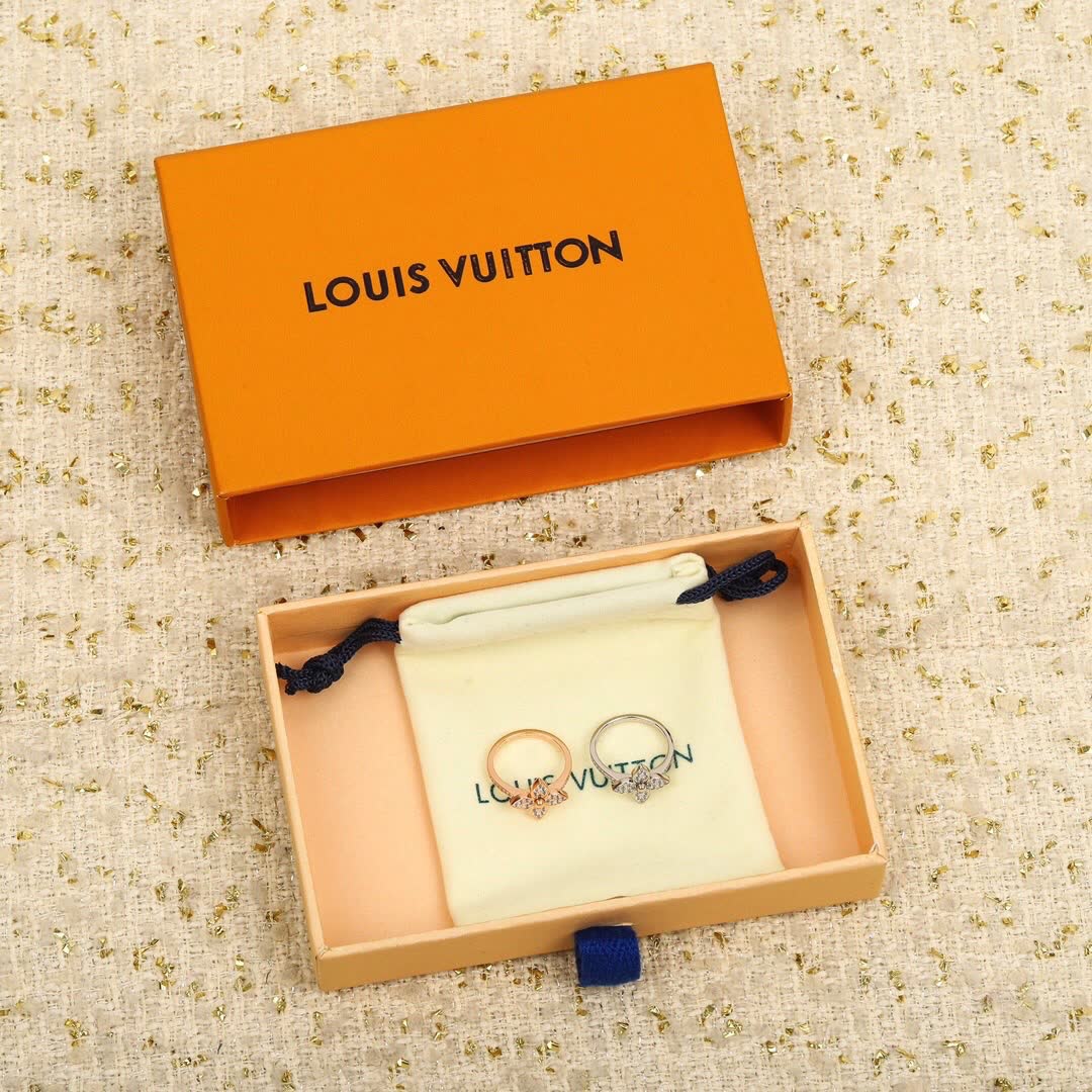 Louis Vuitton Ring Set